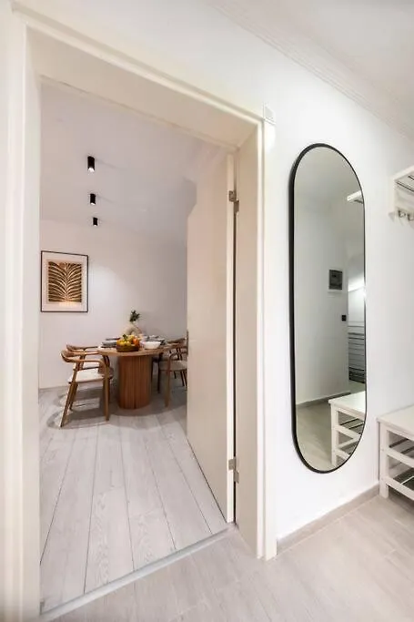Bodrum Center 2 Bedroom Calm Modern Ground Floor Flat - Yeni Duenya Bodrum 0*,